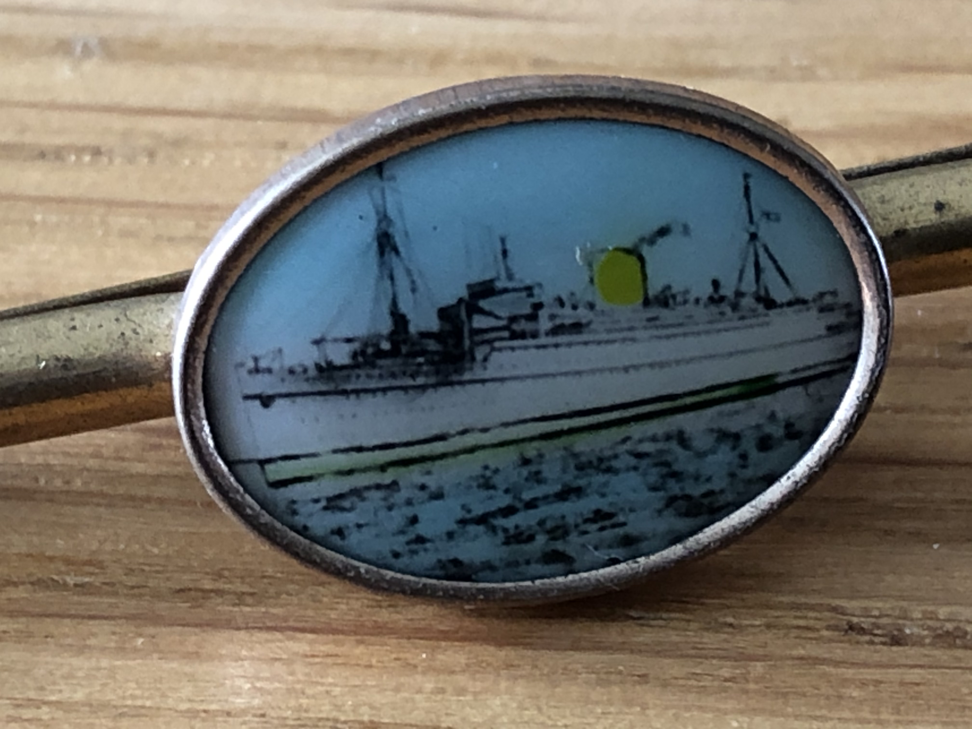 SOUVENIR TIE PIN FROM THE RMS MAURETANIA